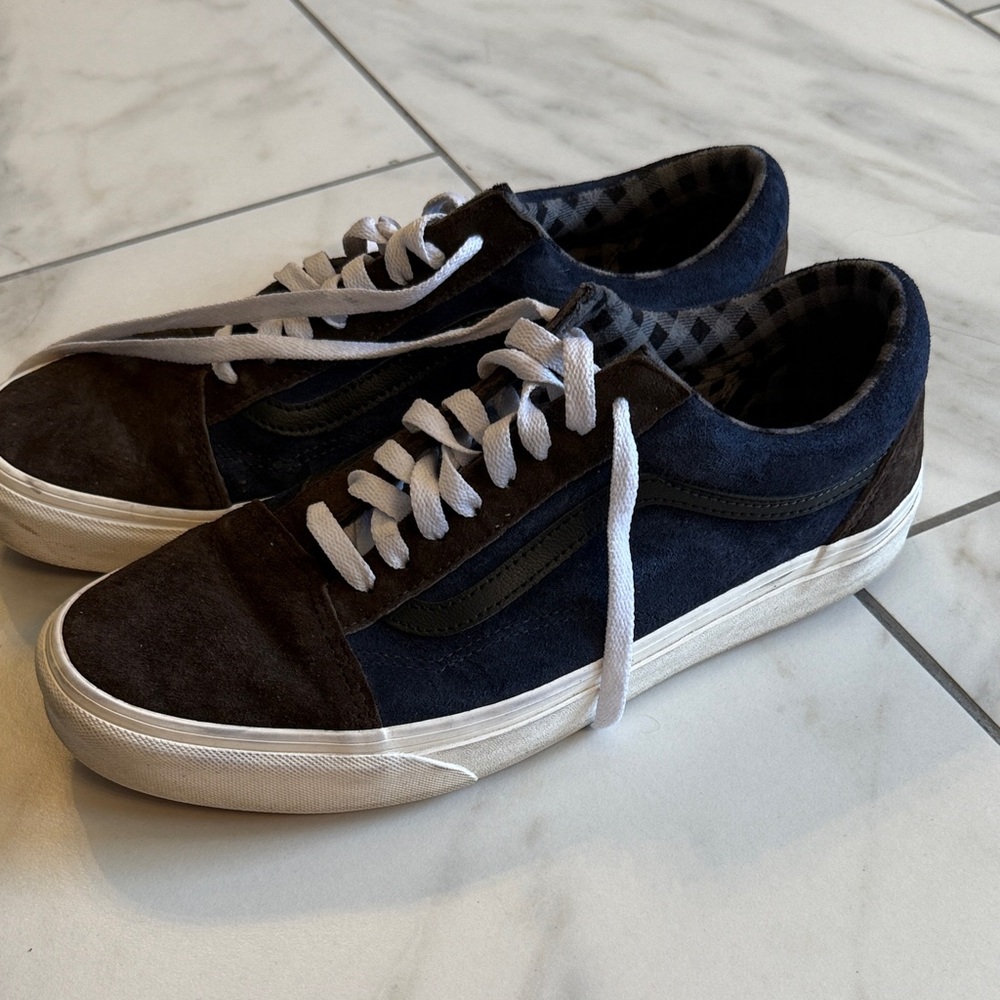 Vans Men's Navy and Chocolate Sneakers